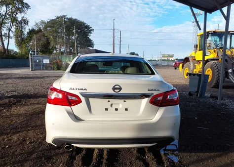 2016 Nissan Altima 3.5 Sl from USA, damaged, VIN 1N4BL3AP7GC129123